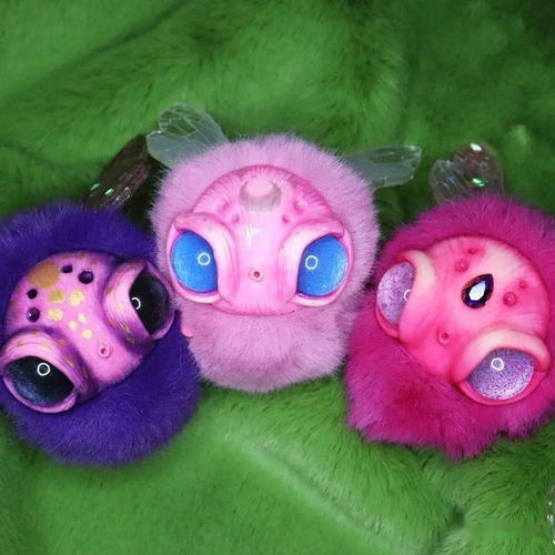 可愛而又毛骨悚然 當(dāng)甜美外表遇見詭異內(nèi)涵的玩具與動漫游藝世界